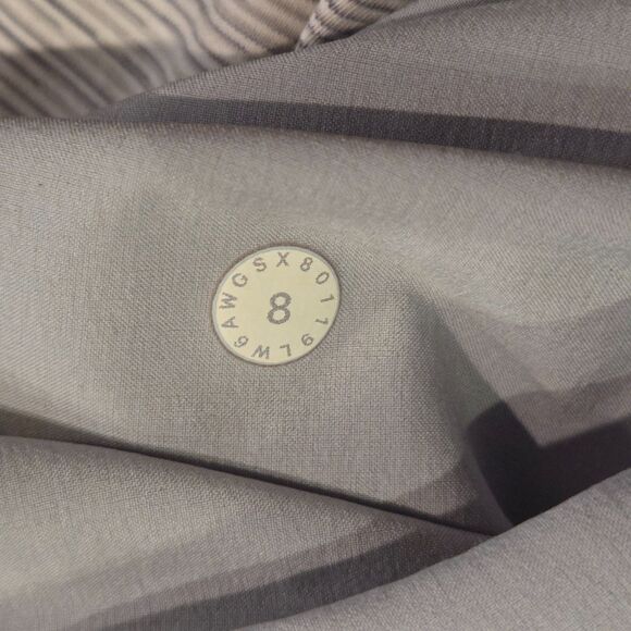 Lululemon On The Fly Crop 23" Wee Are From Space Nimbus Battleship Size 8 W6AWGS - Picture 4 of 7